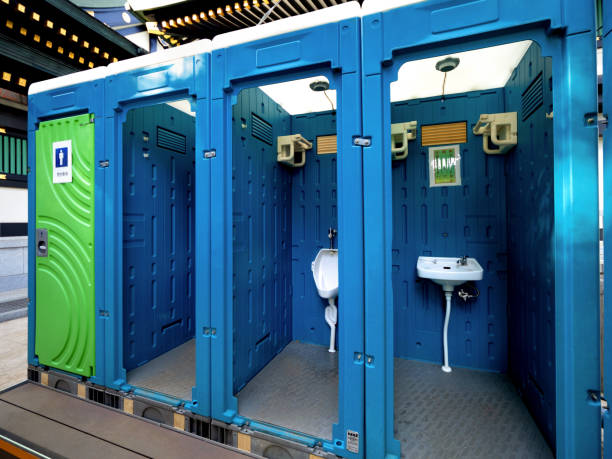 Best Portable restroom trailer rental  in Hertford, NC